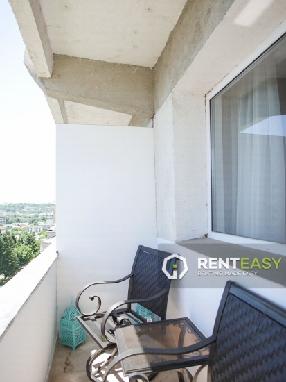 Apartament de lux pentru inchiriat in zona Moldova Center