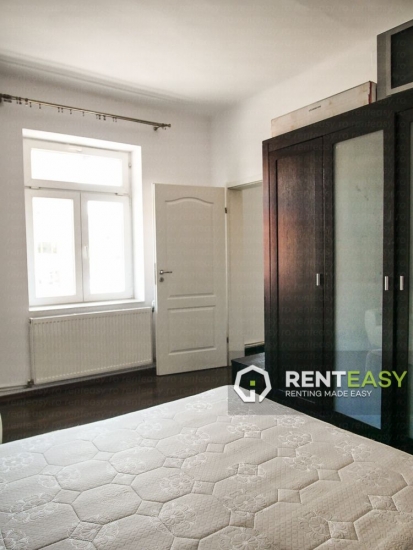 Prima Inchiriere! Apartament cu 3 camere in zona Centrala