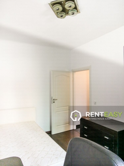 Prima Inchiriere! Apartament cu 3 camere in zona Centrala