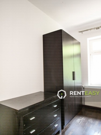 Prima Inchiriere! Apartament cu 3 camere in zona Centrala