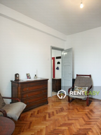 Apartament cu 2 camere de inchiriat in zona Arcu 