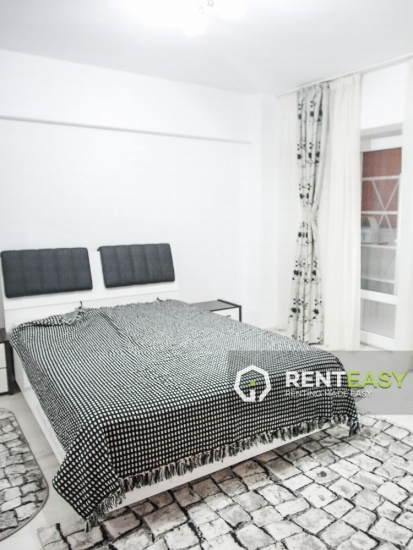 Apartament cu o camera decomandat de inchiriat langa Hala Centrala