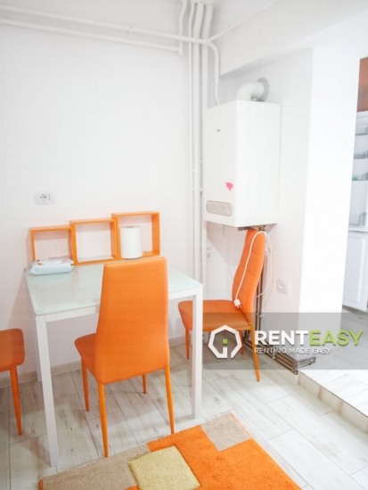 Apartament cu o camera decomandat de inchiriat langa Hala Centrala