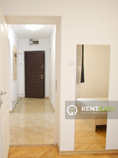 Apartament spatios cu 3 camere de inchiriat in Centru - Independentei