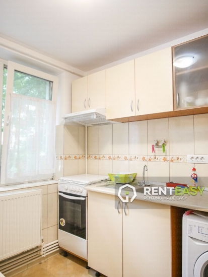 Apartament spatios cu 3 camere de inchiriat in Centru - Independentei
