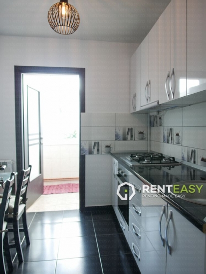 Apartament cu 3 camere de inchiriat in Centru - Pod de Fier