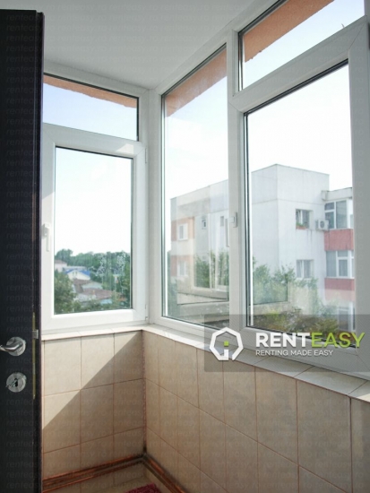 Apartament cu 3 camere de inchiriat in Centru - Pod de Fier
