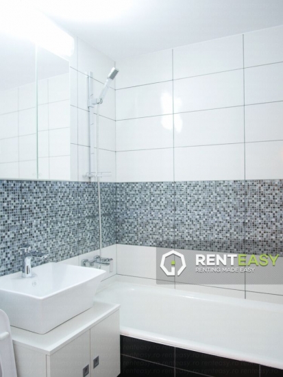 Apartament cu 3 camere de inchiriat in Centru - Pod de Fier