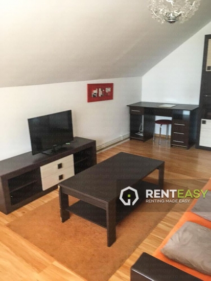 Apartament cu 2 camere decomandat de inchiriat in Centru - PIata Unirii