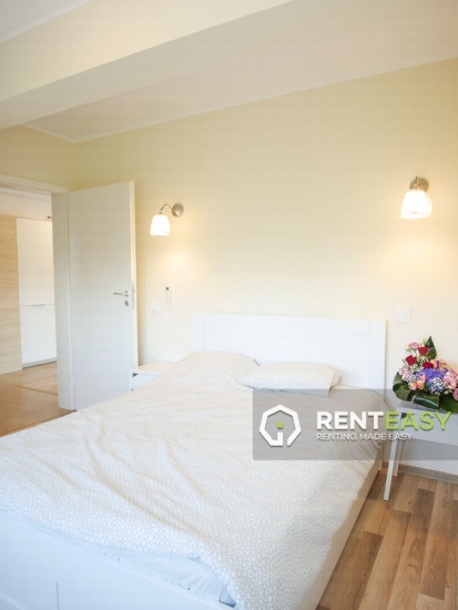 Apartament cu 2 camere de inchiriat in Podul de Fier- bloc nou