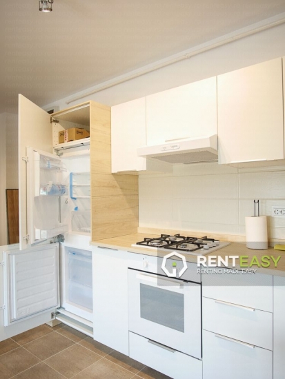 Apartament cu 2 camere de inchiriat in Podul de Fier- bloc nou