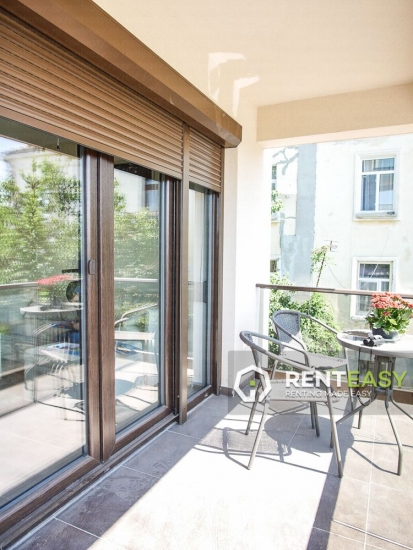 Apartament cu 2 camere de inchiriat in Podul de Fier- bloc nou
