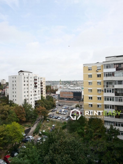 Apartament cu 4 camere decomandat langa Moldova Mall de inchiriat