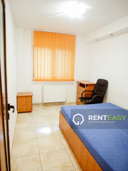 Apartament 3 camere de inchiriat in zona Garii
