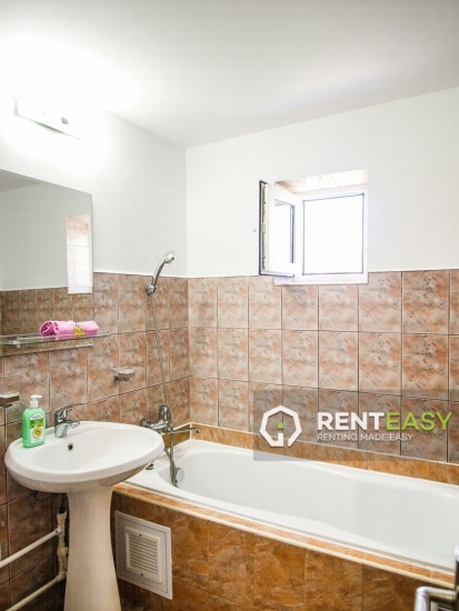 Apartament cu 2 camere decomandat de inchiriat in Targu Cucu