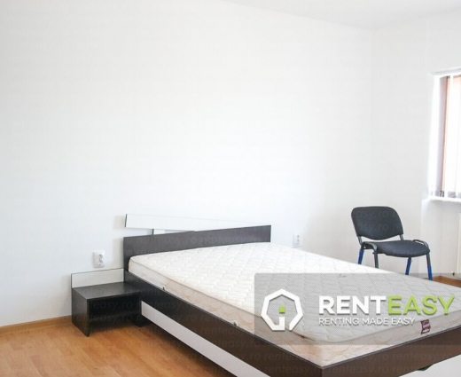 Inchiriere apartament cu 3 camere decomandat situat pe Bulevardul Independentei langa UMF