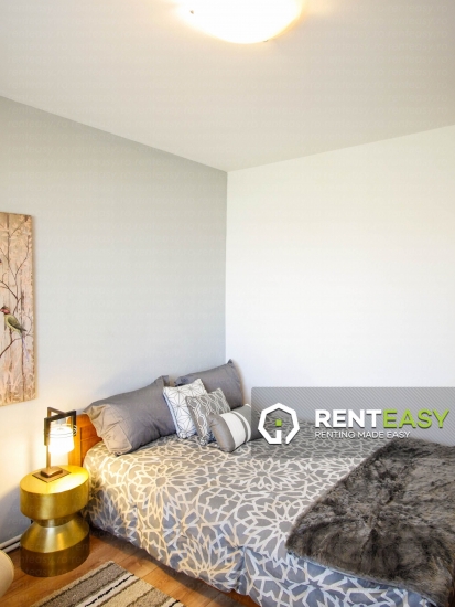 Apartament cu 3 camere de inchiriat situat in Piata Unirii