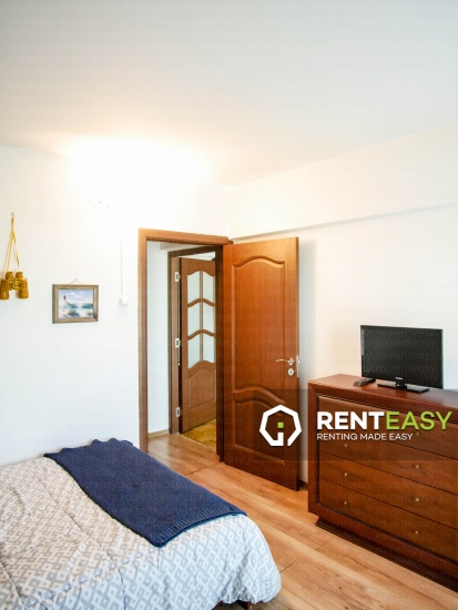 Apartament cu 3 camere de inchiriat situat in Piata Unirii