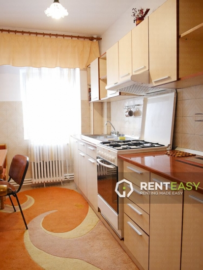 Apartament cu 2 camere decomandat de inchiriat in Iasi - Hala Centrala