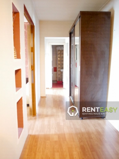 Apartament cu 2 camere decomandat de inchiriat in Centru - Podu Ros