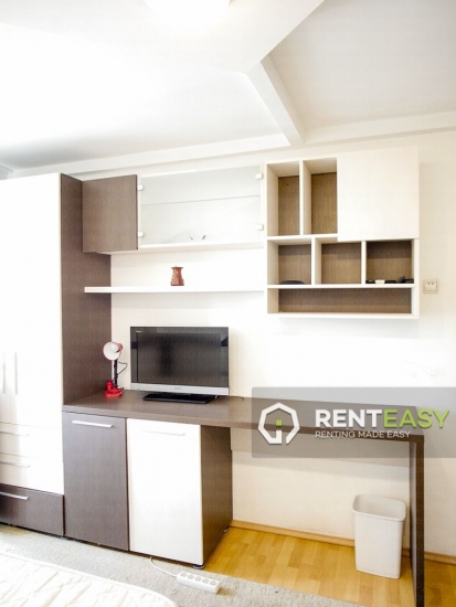 Apartament cu 2 camere de inchiriat situat in Centru - Moldova Mall