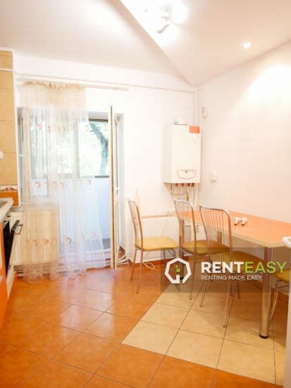 Apartament cu 3 camere de inchiriat in Iasi - Targu Cucu
