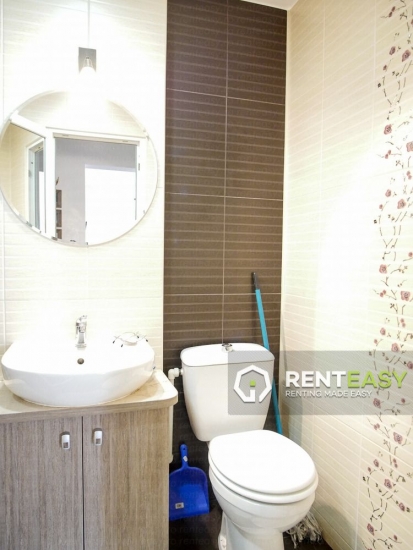 Apartament cu doua camere de inchiriat in zona Centrala- Moldova Mall