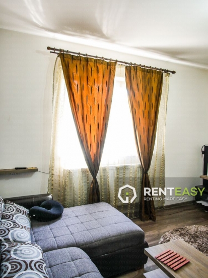 Apartament cu doua camere de inchiriat in zona Centrala- Moldova Mall