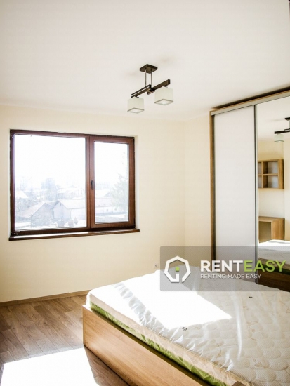  Apartament cu 2 camere de inchiriat in zona Centrala - bloc nou