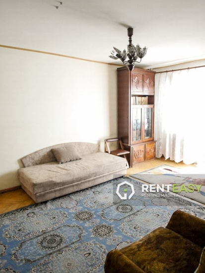 Apartament cu 4 camere de inchiriat in zona Garii