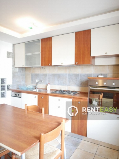 Apartament cu 4 camere de inchiriat situat in Centru - UMF