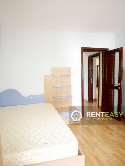 Apartament cu 4 camere de inchiriat situat in Centru - UMF