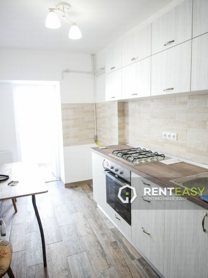 Apartament cu 3 camere de inchiriat situat in zona Garii - Mc Donald's