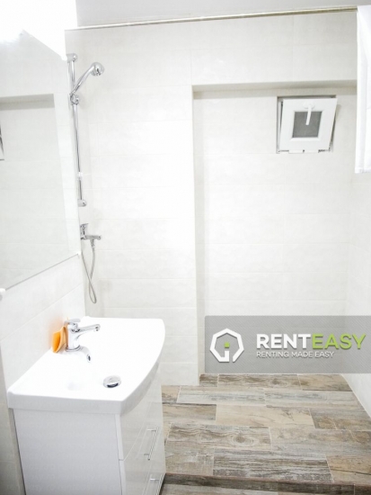Apartament cu 3 camere de inchiriat situat in zona Garii - Mc Donald's