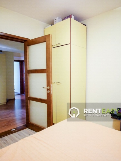 Apartament cu 4 camere de inchiriat pe Sf. Lazar