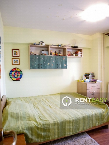 Apartament cu 4 camere de inchiriat pe Sf. Lazar