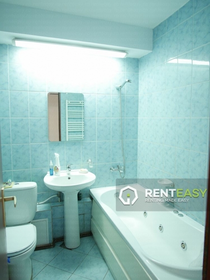 Apartament cu 2 camere de inchiriat situat in zona Podul de Fier