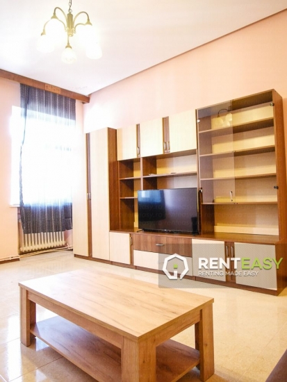 Prima inchiriere! Apartament cu 3 camere de inchiriat in Centru langa UMF