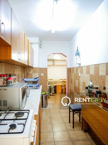 Apartament cu 3 camere de inchiriat situat in zona UMF - Independentei