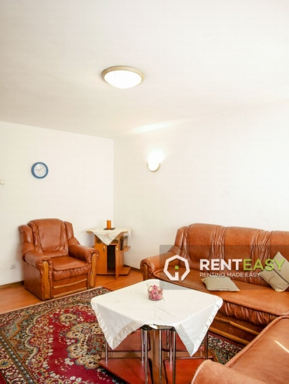 Apartament cu 3 camere de inchiriat situat in zona UMF - Independentei