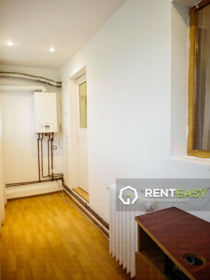 Apartament cu 2 camere de inchiriat situat in Centru - Podul de Fier