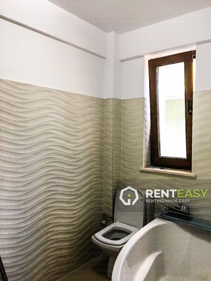 Apartament cu 2 camere de inchiriat situat in bloc nou - Zona Centrala