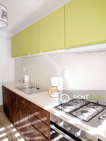 Apartament cu o camera de inchiriat in bloc nou- Arcu