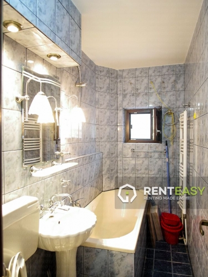 Apartament cu 2 camere de inchiriat situat in zona Centrala