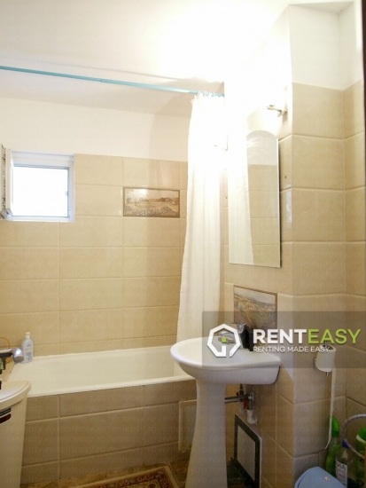 Apartament cu 3 camere de inchiriat in Centru langa UMF