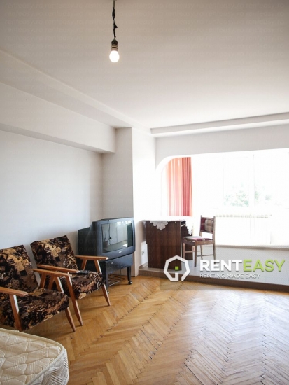 Apartament cu 4 camere de inchiriat in Iasi - Pacurari