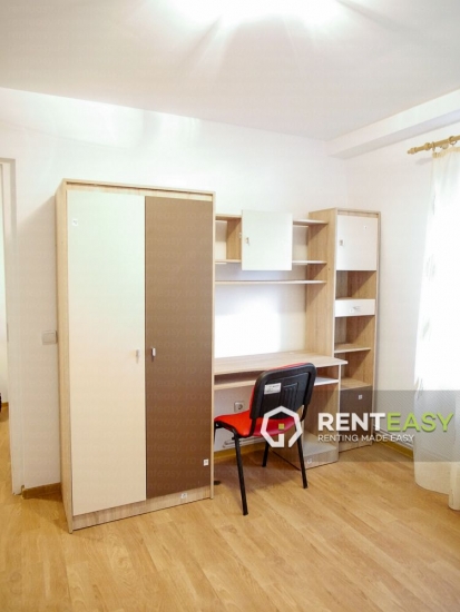 Apartament cu 2 camere de inchiriat in Podul de Fier