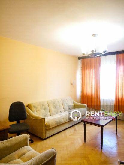 Apartament cu 3 camere pentru inchiriat in zona Moldova Mall