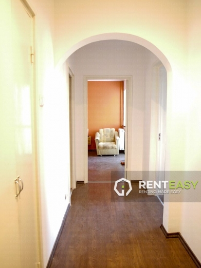 Apartament cu 3 camere pentru inchiriat in zona Moldova Mall