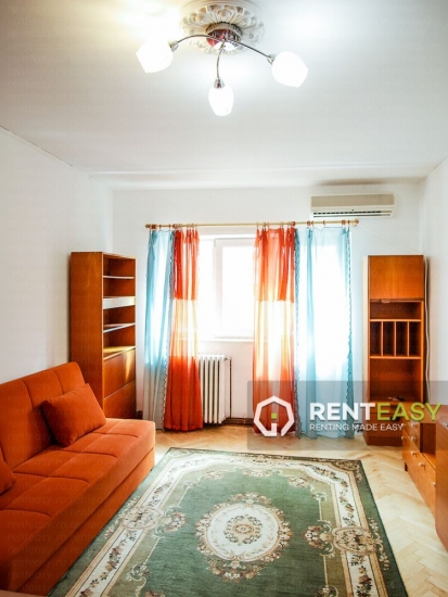 Apartament cu 3 camere de inchiriat in zona Garii